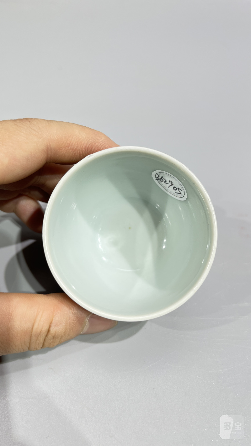 清 红釉杯（一对） - 图6